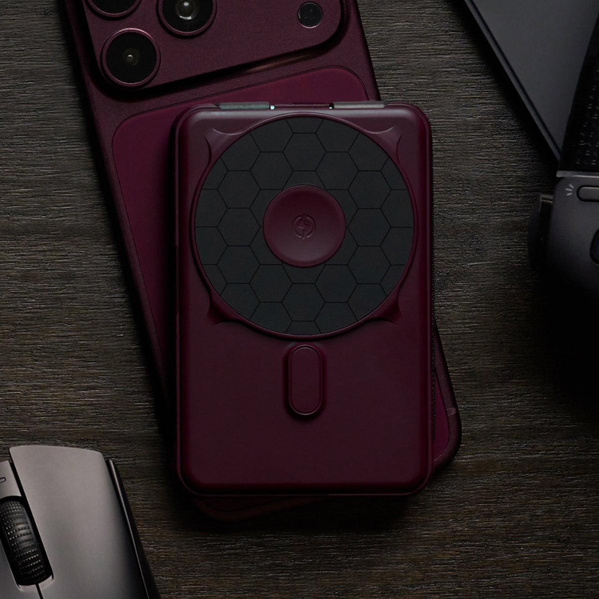 Ridge Power Bank - 10k mAh - Burgundy